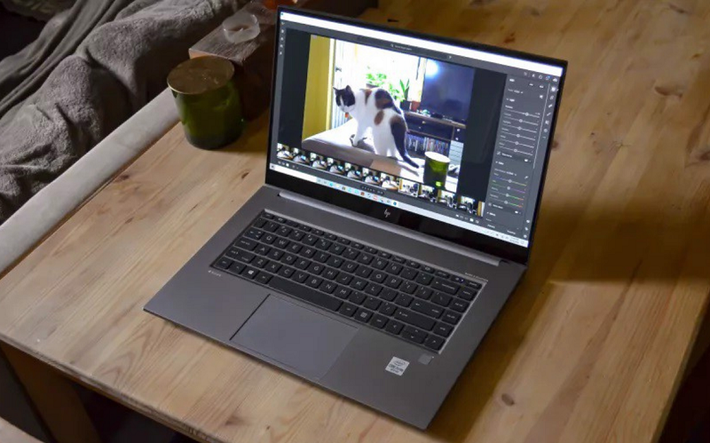 HP ZBook Studio G7 Laptop lý tưởng cho đồ họa và giải trí với RAM 16GB và SSD 512GB Studio G7 Laptop đồ họa cao cấp với thiết kế sang trọng và màn hình chất lượng