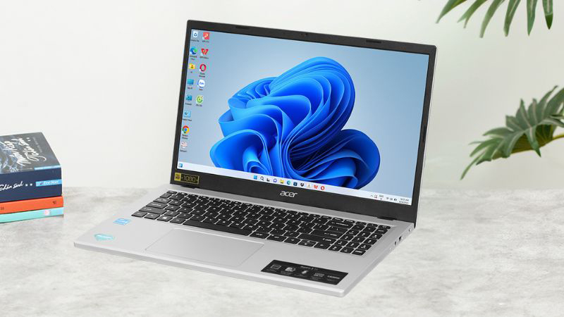 Laptop 7 triệu giúp tiết kiệm ngân sách cho người mua