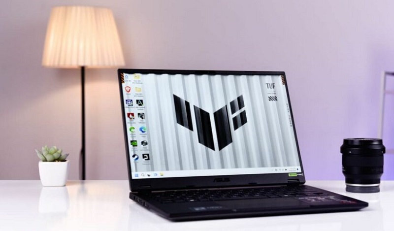 Asus ROG là dòng laptop gaming mạnh mẽ, lý tưởng cho game thủ