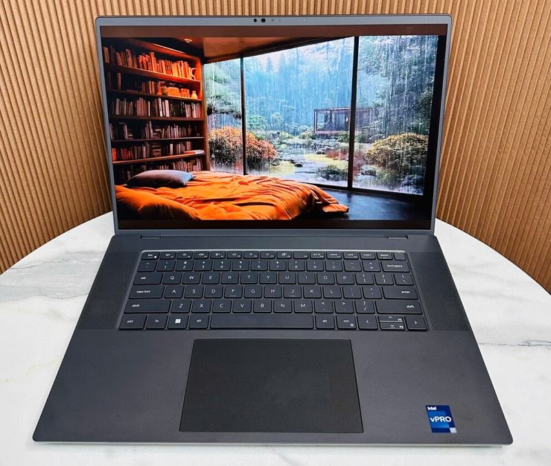 Dân thiết kế đánh giá cao Dell Precision 5680