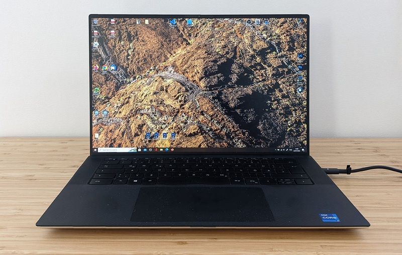 Dell XPS 9510 sở hữu cấu hình mạnh mẽ cho công việc nặng