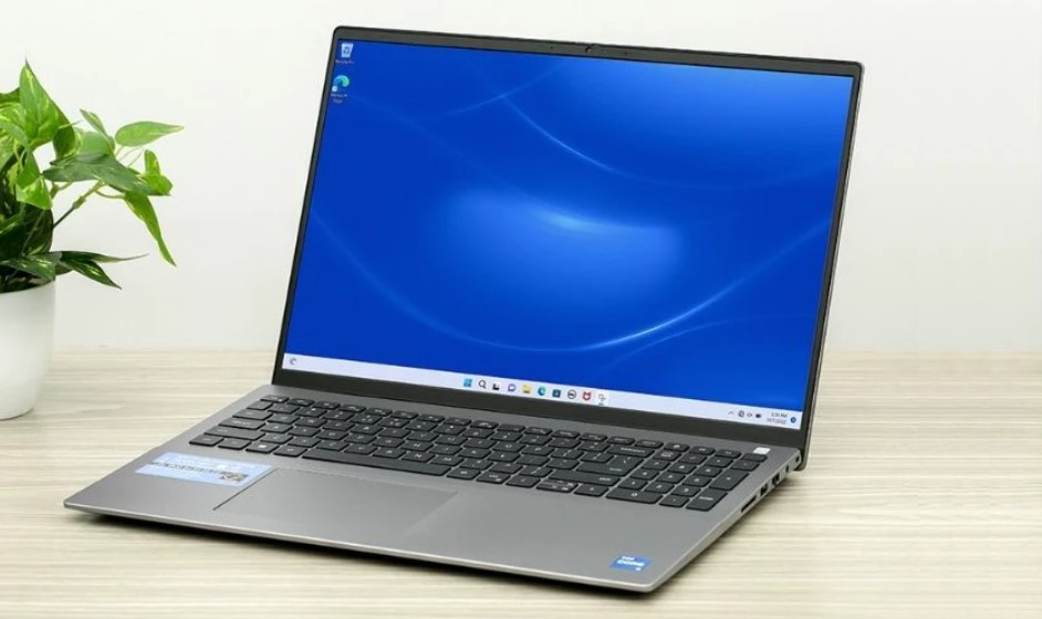 Chọn laptop cho sinh viên sư phạm có thiết kế mỏng nhẹ