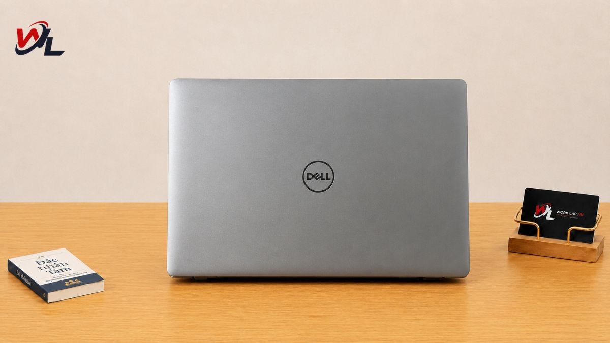 Laptop Dell cũ được nhiều người sử dụng