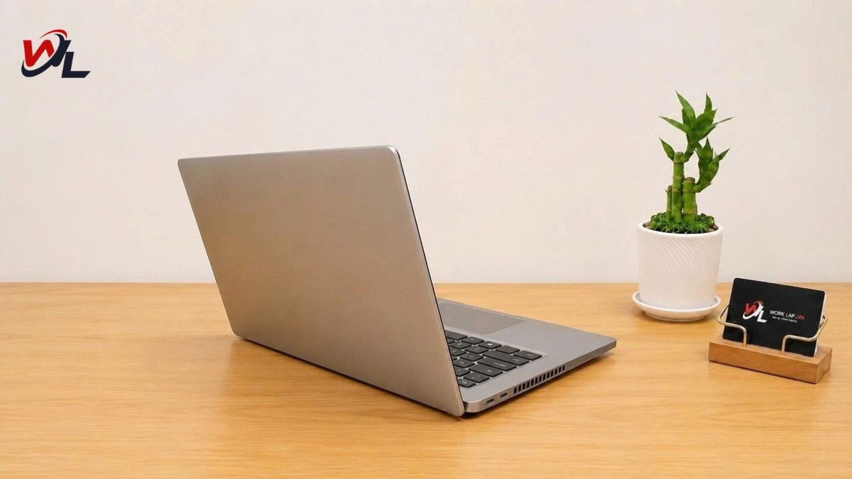 Thiết kế mỏng nhẹ phù hợp công việc chuyên môn
