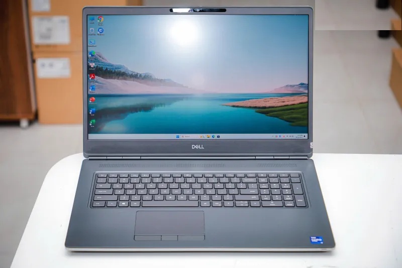 Laptop Dell Precision 7760 được dân thiết kế săn đón Laptop Dell Precision 7760 được dân thiết kế ưa chuộng