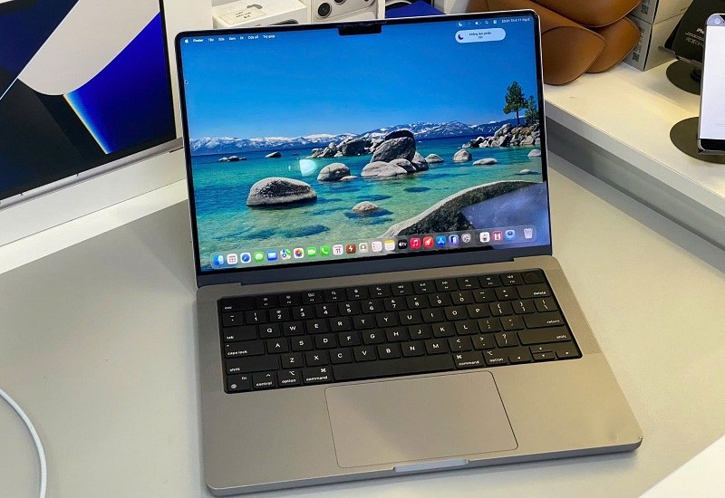 Dell Precision 5470 bền đẹp, xử lý tốt đồ họa