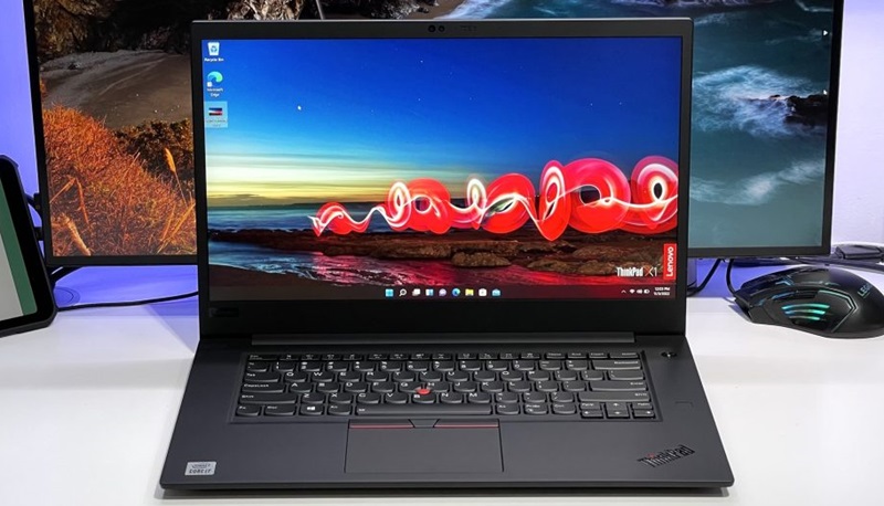 Máy có hiệu suất mạnh mẽ cho Data Analyst Máy có hiệu suất mạnh mẽ cho Data Analyst