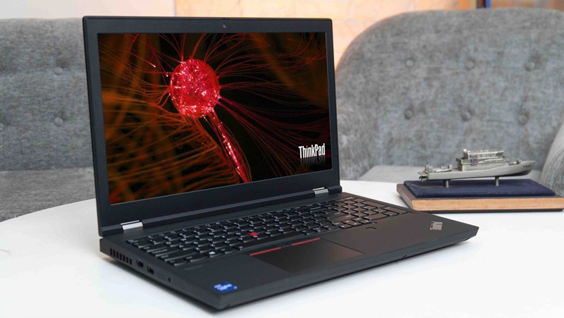 Máy xử lý mượt các phần mềm đồ họa nặng như Premiere, Photoshop, Blender