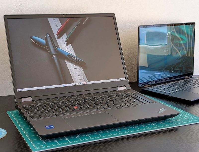 Lenovo ThinkPad P16 Gen 2 có cấu hình mạnh, màn hình sắc nét Lenovo ThinkPad P16 Gen 2 có cấu hình mạnh, màn hình đẹp