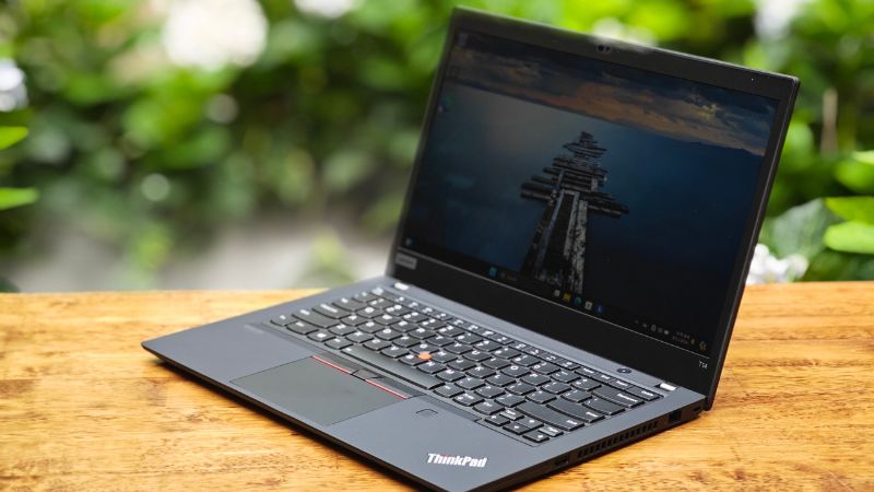 Lenovo ThinkPad T14 Gen 1 là laptop 14 inch thiết kế cao cấp Lenovo ThinkPad T14 Gen 1 là laptop 14 inch được khuyên dùng
