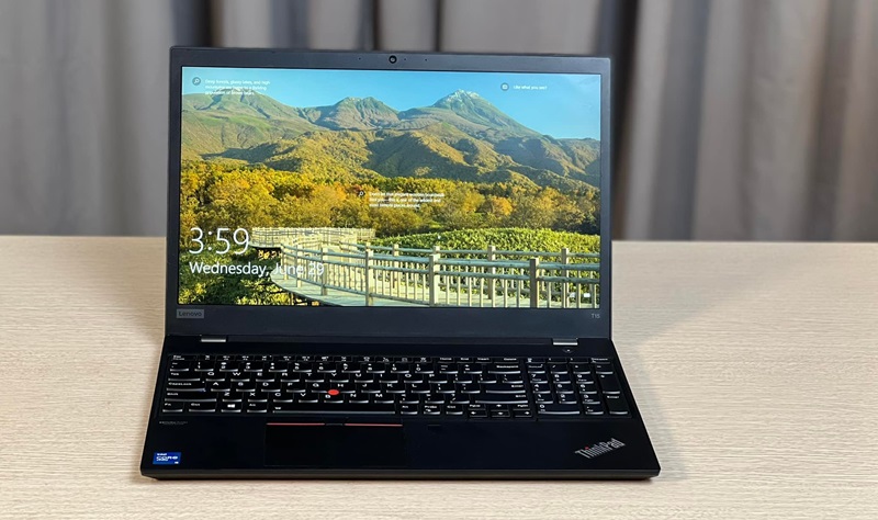 Cấu hình mạnh mẽ, hiệu suất ổn định cho các tác vụ kế toán Lenovo ThinkPad T15 Gen 2 với i5 1135G7, 8GB RAM, 256GB SSD