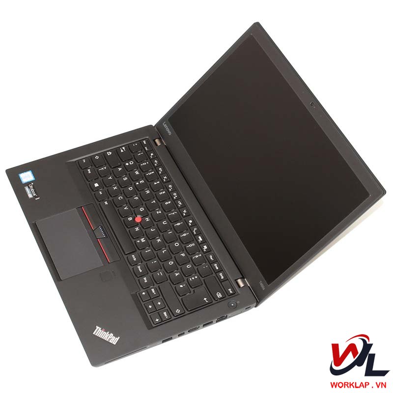 Máy được trang bị đa dạng các kết nối