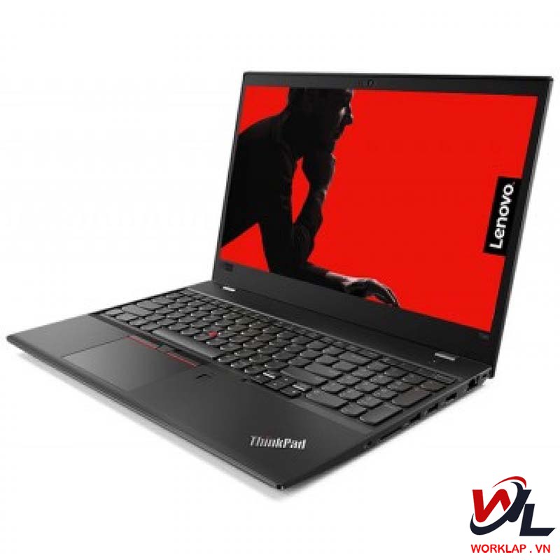 Máy tính có thiết kế màu đen đặc trưng