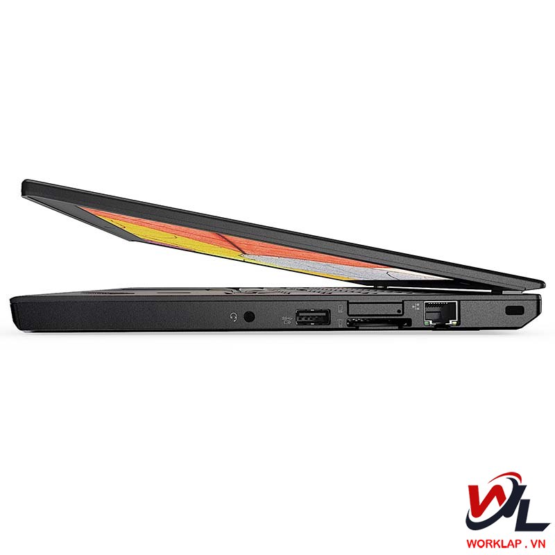 Trang bị khá đầy đủ các cổng kết nối