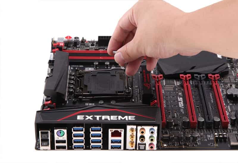 Mainboard gặp sự cố mạch nguồn, thiết bị không thể khởi động Lỗi mạch quản lý nguồn trên mainboard gây sập nguồn đột ngột