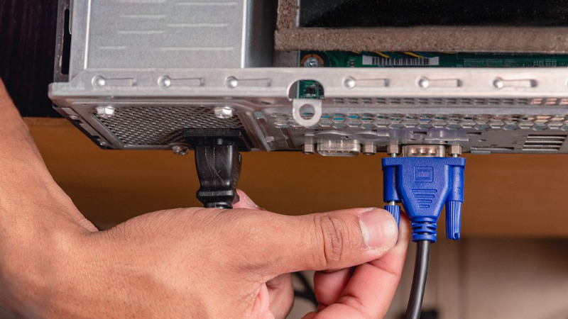 Khắc phục chân cắm VGA bị lỏng