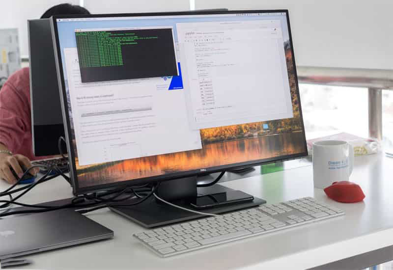 Chú ý kích thước, độ phân giải, tần số quét và loại tấm nền Xác định nhu cầu sử dụng như chơi game, thiết kế hay văn phòng