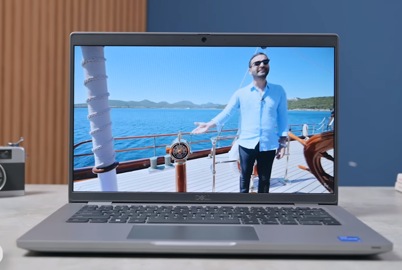 Dell Latitude 5421 có màn hình 14 inch Full HD, tần số quét 60Hz