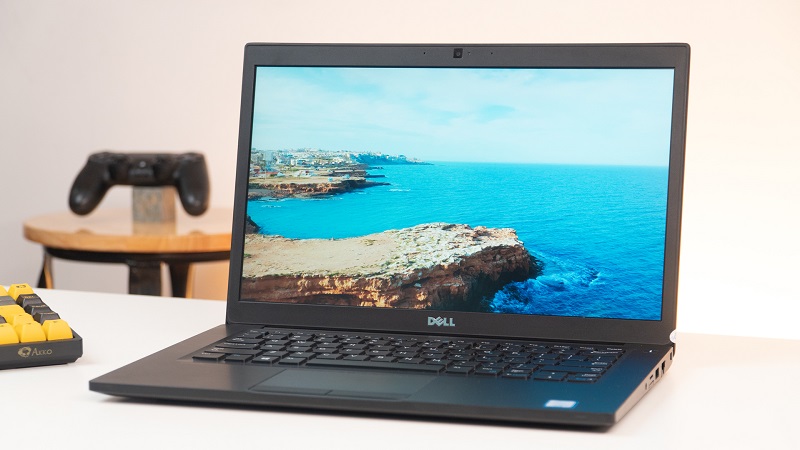 Dell Latitude 7490 i5 có màn hình 14 inch Full HD, mang đến hình ảnh chân thực và rõ ràng