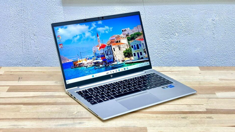 Màn hình độ phân giải Full HD cho góc nhìn rộng Màn hình độ phân giải Full HD cho góc nhìn rộng