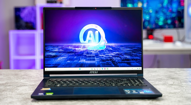Công nghệ FreeSync và G-Sync trên laptop MSI giúp chơi game mượt mà, không giật Laptop MSI cũ trang bị màn hình FHD đến 4K, tần số quét 360Hz, True Color
