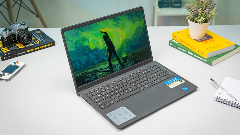 Chọn laptop có màn hình Full HD hoặc 2K, đảm bảo độ chuẩn màu Chọn laptop có màn hình Full HD hoặc 2K, đảm bảo độ chuẩn màu