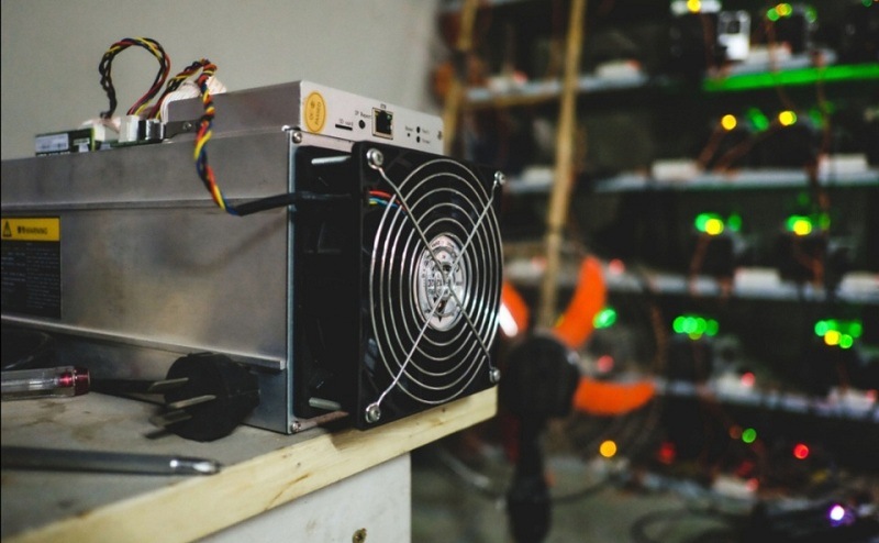 Hệ thống điện ổn định để đào Bitcoin hiệu quả Đảm bảo hệ thống điện ổn định để đào Bitcoin