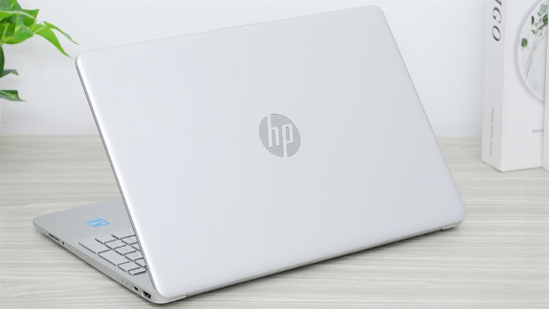 Laptop HP Core I5 giá bao nhiêu? Nên mua sản phẩm nào tốt?