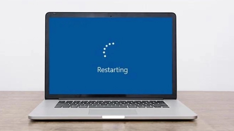 Khởi động lại PC khắc phục lỗi laptop không tìm thấy camera Khởi động lại PC