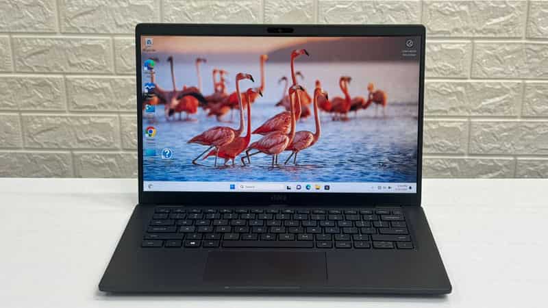 Màn hình hiển thị sắc nét, màu sắc trung thực, sống động Trải nghiệm Dell Latitude 5531 hiệu suất mạnh pin lâu dài