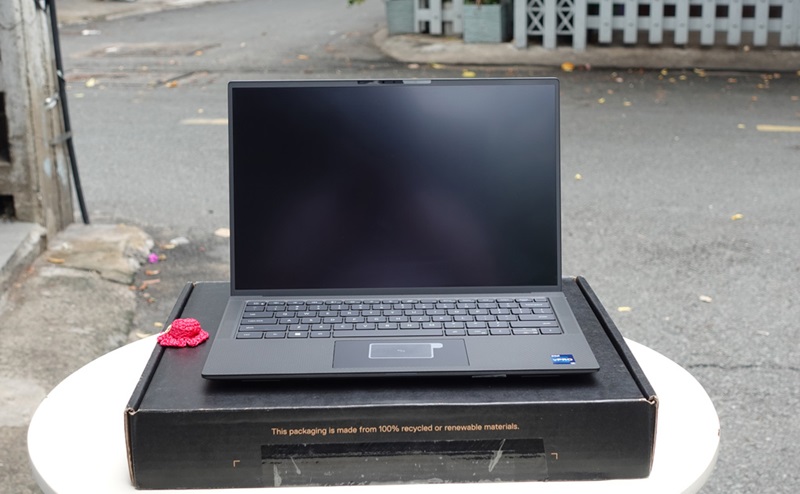 Liên hệ hotline Worklap để được tư vấn chi tiết sản phẩm Dell Precision 5480 là máy trạm cao cấp, phù hợp cho đồ họa, thiết kế