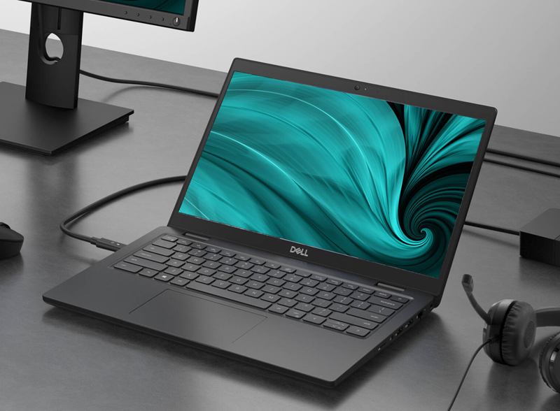 Liên hệ hotline Worklap để được tư vấn chi tiết và hỗ trợ mua hàng Dell Latitude 3420 i5 phù hợp làm việc văn phòng, hiệu quả và tiện ích