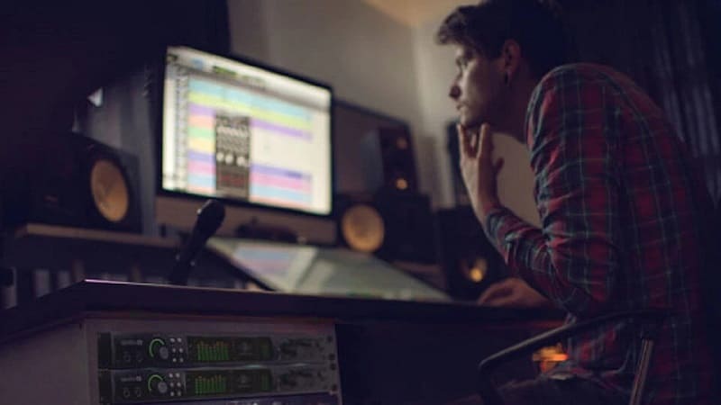 Tùy vào nhu cầu sử dụng để chọn dòng sound card