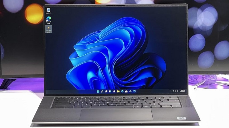 Dell Precision 5550 i7 nổi bật với thiết kế nhỏ gọn, mỏng nhẹ chỉ 1,86kg