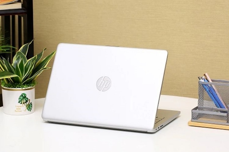 Laptop HP được đánh giá cao về thiết kế hiện đại và dịch vụ bảo hành uy tín trên toàn cầu HP cung cấp đa dạng dòng sản phẩm, từ phổ thông đến cao cấp, đáp ứng nhiều nhu cầu người dùng
