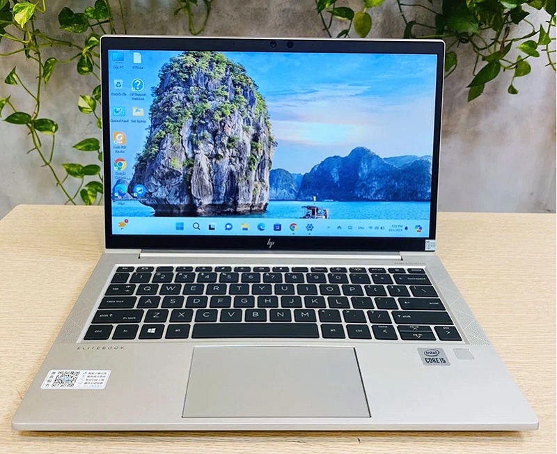 Đây là chiếc laptop mỏng nhẹ với nhiều tính năng bảo mật
