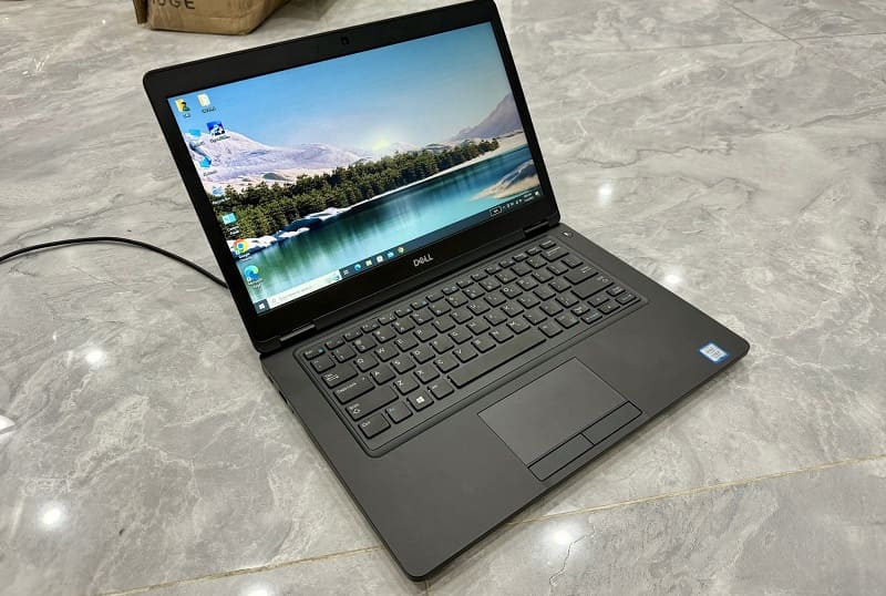 Dell là hãng sản xuất có nhiều dòng laptop ở nhiều phân khúc khác nhau Dell là hãng sản xuất có nhiều dòng laptop ở nhiều phân khúc