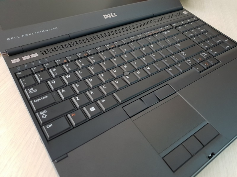 laptop dell precision m4700 cũ